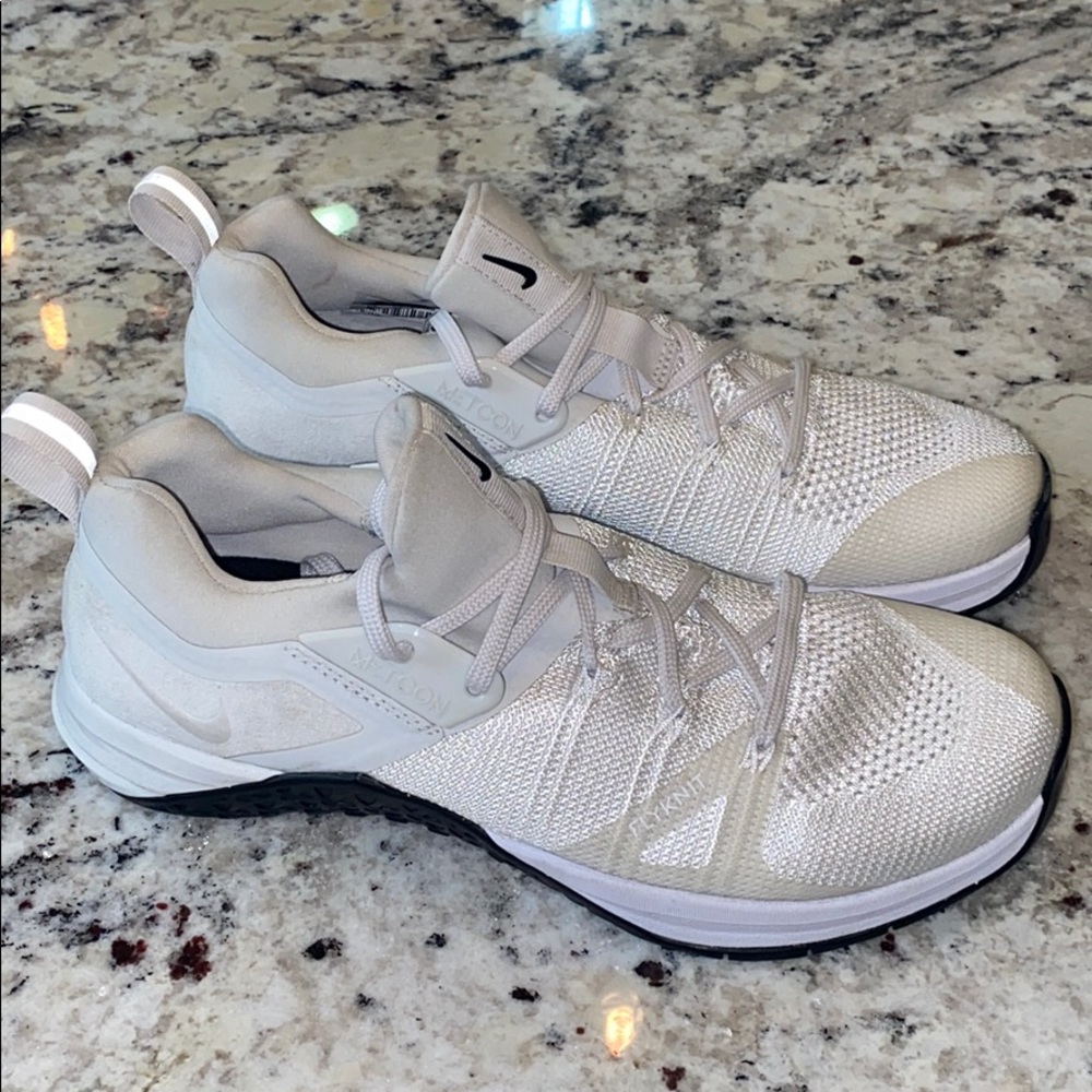 Nike Metcom Size 10.5